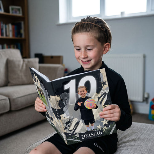 CAREER MATCHDAYBOOK — Lifetime memory book for football players